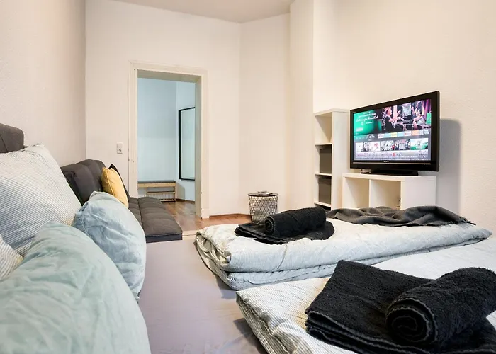 شقة Homy I Altbaucharme Netflix Und Wlan